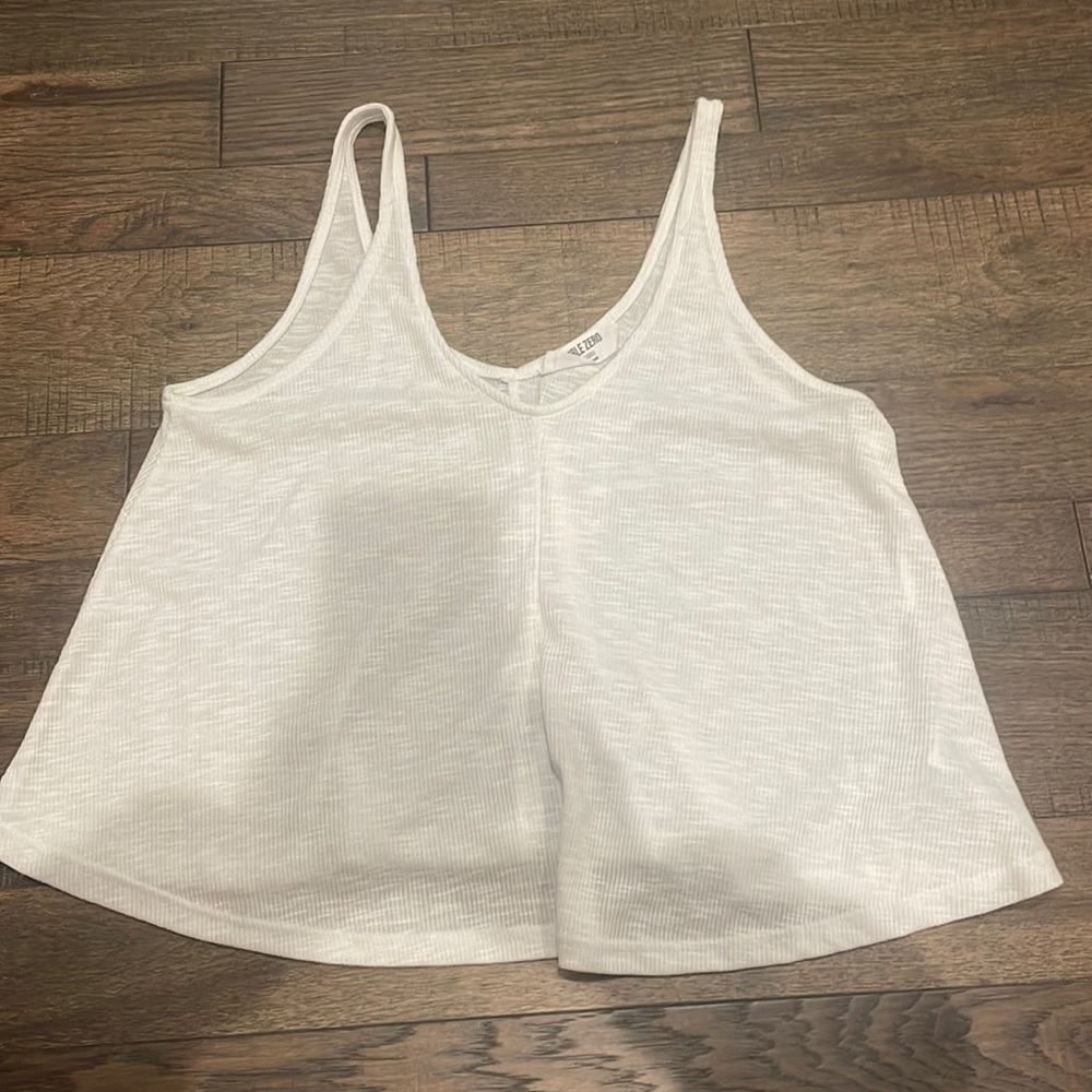Double Zero tank top size small